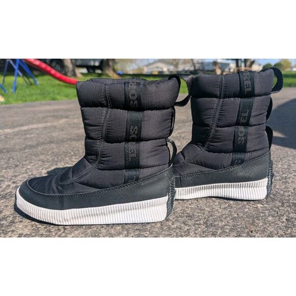 Sorel Womens Out N About Puffy Weather Mid Snow Boot  Sz 6.5Waterproof Black - Picture 4 of 9
